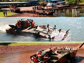 Teste de flutuabilidade na viatura Guarani 33BIMec - Teste de flutuabilidade do Guarani