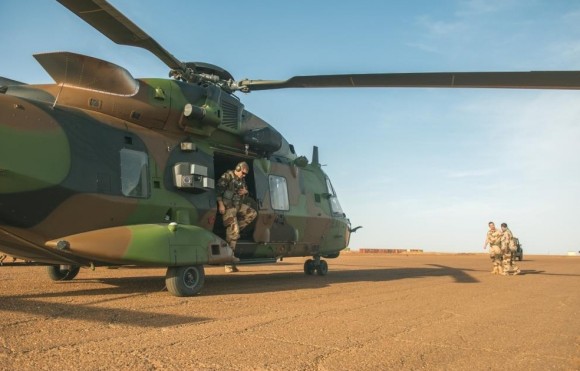 NH90 Caiman chega ao Mali - foto Min Def França