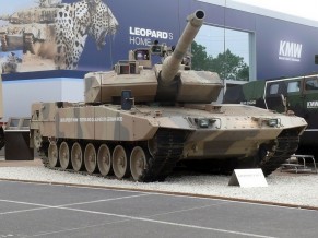 Leopard ‘afegão’ começa a operar, para renovar a lenda do carro alemão Leopard_2_A7,_Eurosatory_2010