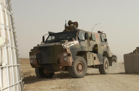 bushmaster_wheeled_armoured_vehicle_personnel_carrier_Australian_Army_Australia
