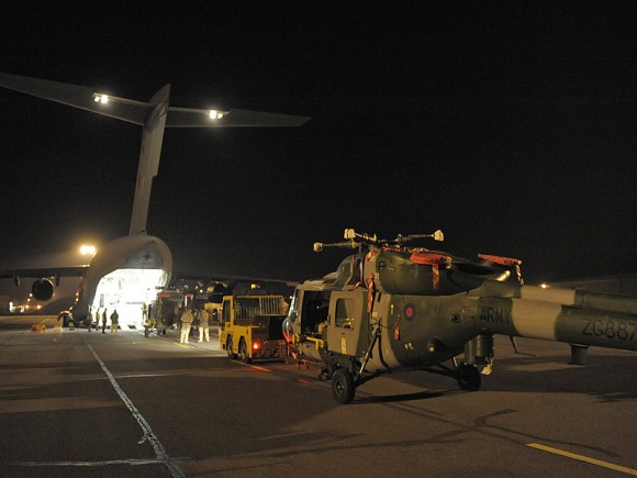 Embarque do Lynx Mk9A no C 17 na RAF Brize Norton