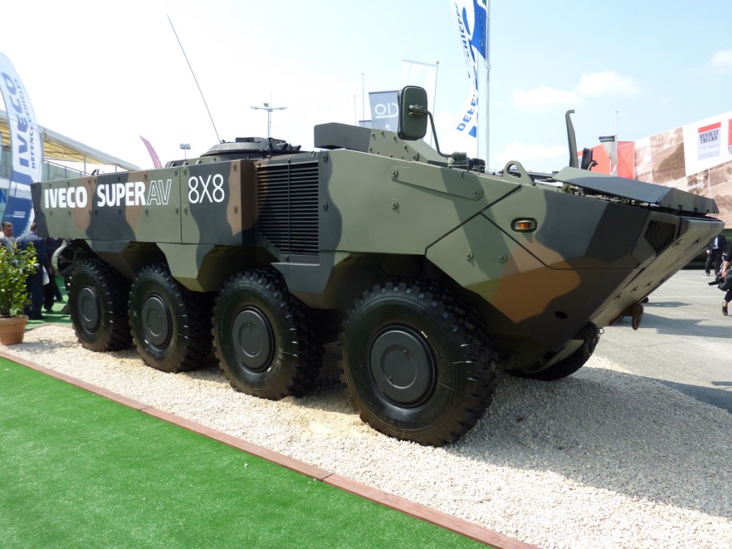 Estados Unidos aprueba la venta de blindados Stryker a la Argentina por U$S 100M.- - Página 2 Iveco-SUPERAV-low-res