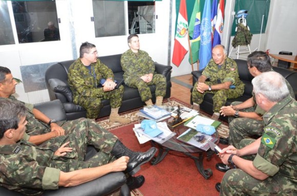 BRABAT recebe militares do canada