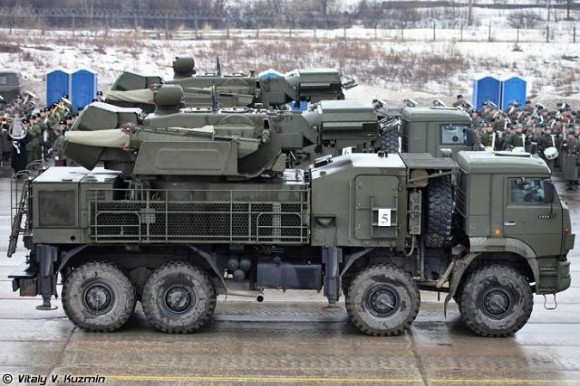 Pantsir-S1_Pantsyr-S1_air_defense_missile_system_anti-aircraft_gun_sa-22_greyhound_Russia_Russian_army_019