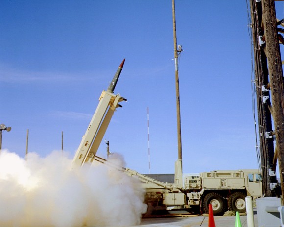THAAD_missile_launch_in_2005_-1