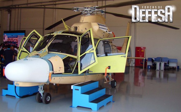 Helicóptero Pantera em modernização na Helibras - foto Nunão - Forças de Defesa