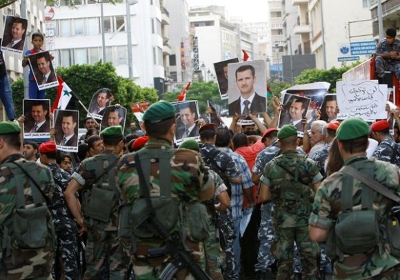 Exército quer conter revoltas em cidade síria