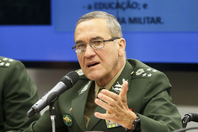 Resultado de imagem para Comandante do ExÃ©rcito emite nota de repÃºdio a atentado contra Bolsonaro