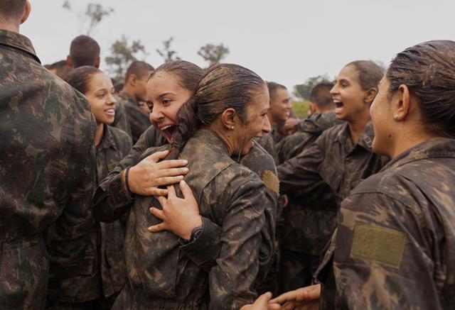 Primeiras Mulheres Formadas na AMAN concluem Curso DOMPSA