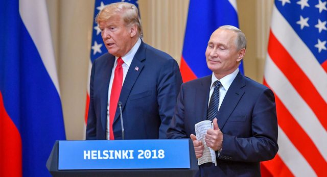 Trump e Putin no encontro em Helsinki - Yuri Kadobnov/AFP/Getty Images