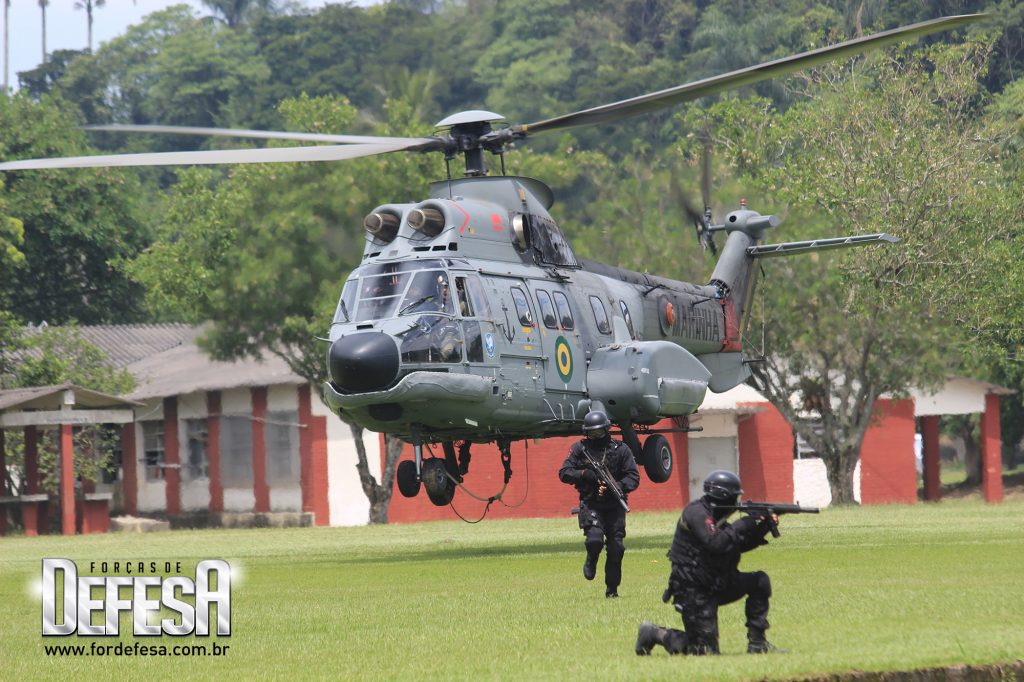 Comandos Anfíbios do Corpo de Fuzileiros Navais da Marinha do Brasil, em 2013