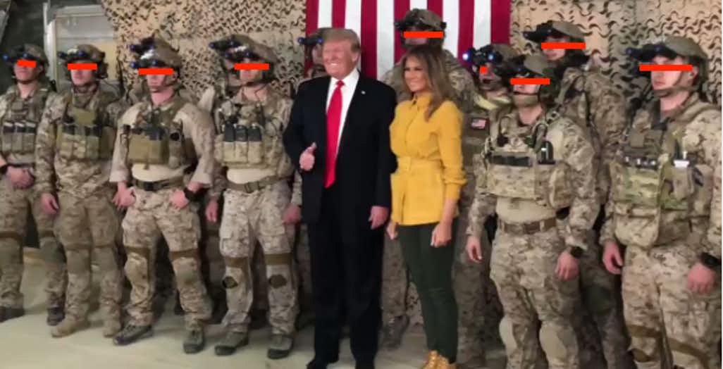 O presidente Trump twittou fotos suas com os SEALs da Marinha dos EUA no Iraque