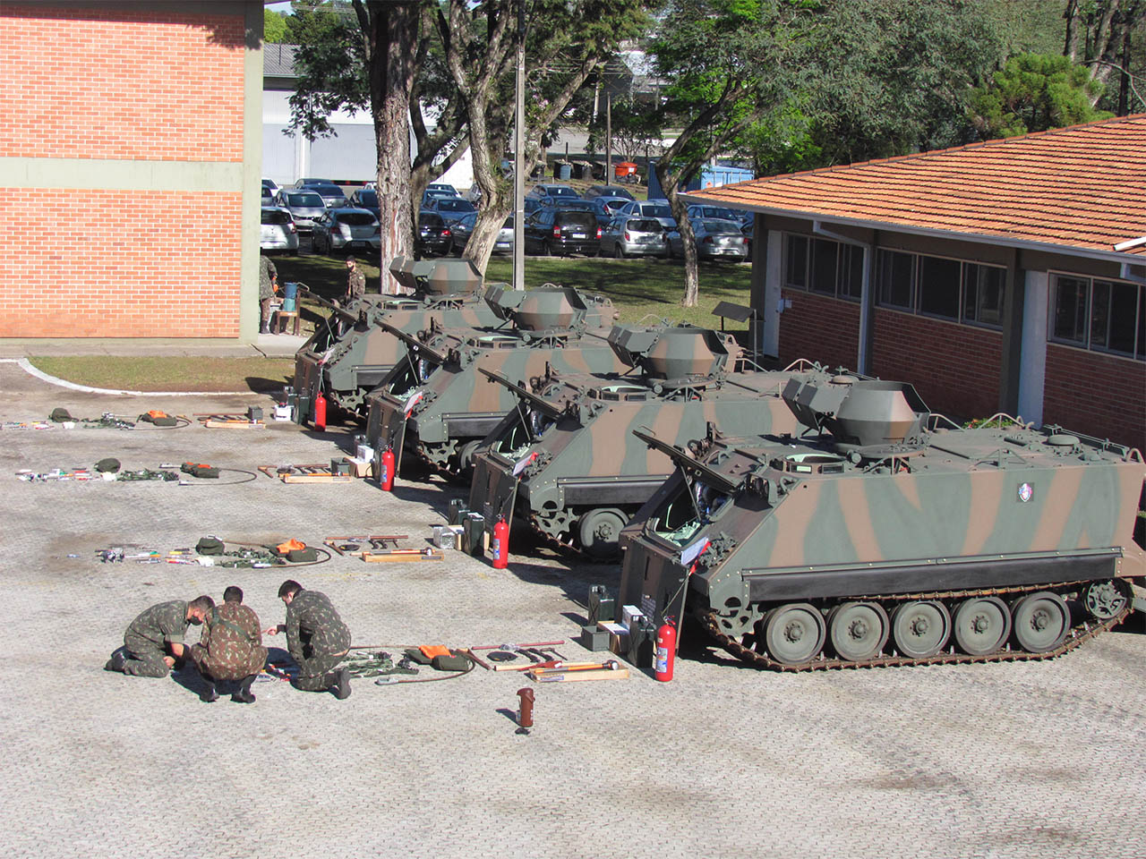 Exército Brasileiro recebe último lote de M577A2