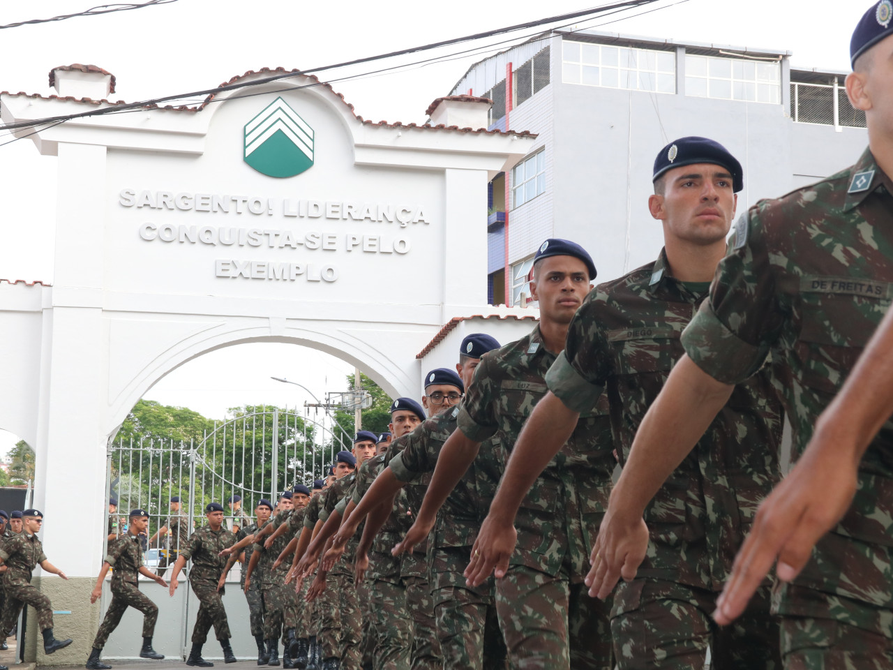 Loja Bizurado - DIVISA DE OFICIAIS Exército Brasileiro - LOJA