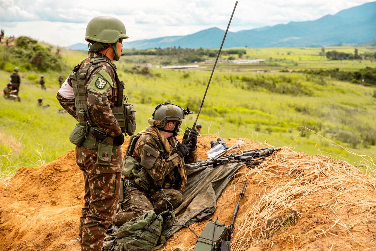 Exército Brasileiro e Exército dos Estados Unidos dão início ao exercício  militar CORE 21 - DefesaNet