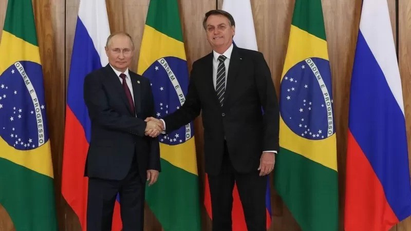 Nas mãos de Bolsonaro, o Brasil vive em um triste jogo de xadrez