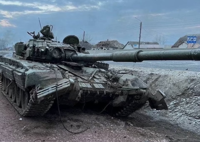 Neste jogo você é um fazendeiro ucraniano roubando tanques russos - A  Agência