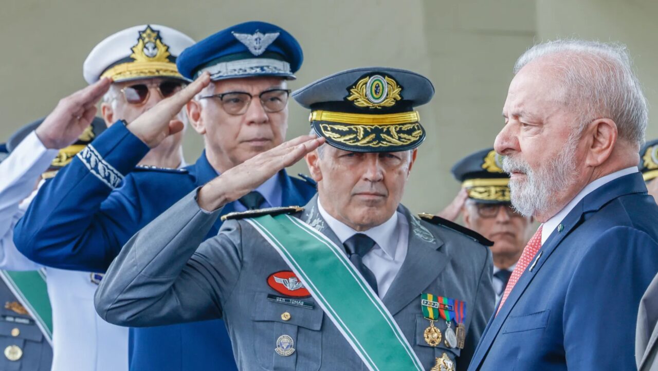 Comandantes e Lula