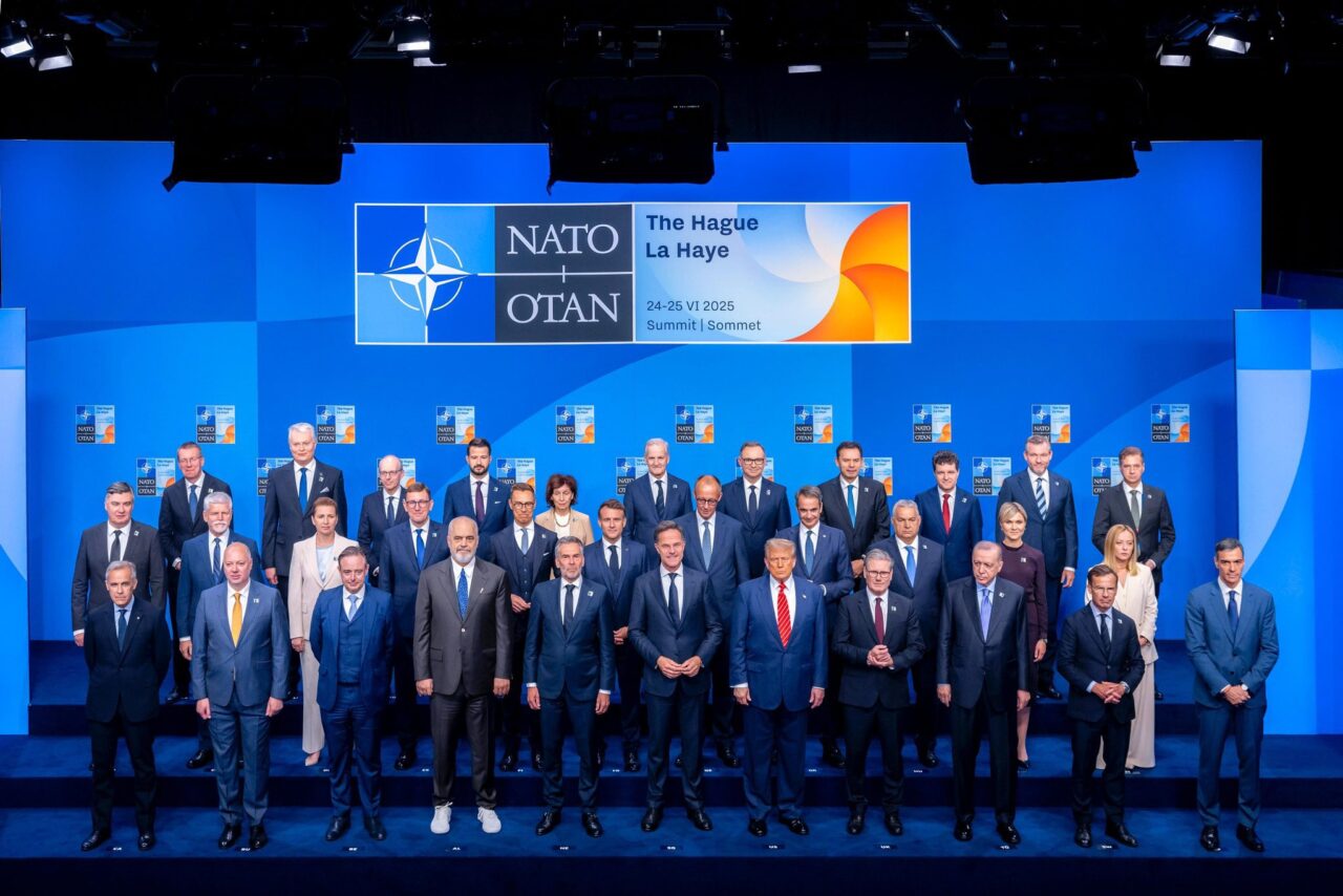 Líderes da OTAN aprovam meta de 5% do PIB para defesa até 2035