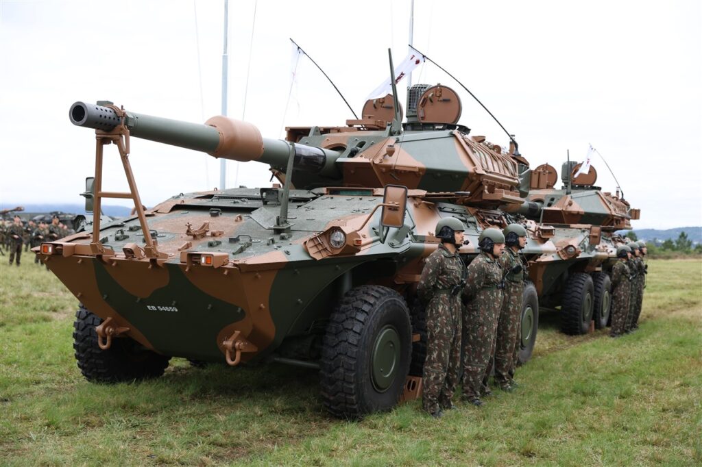 Primeiros Centauros do Exército Brasileiro