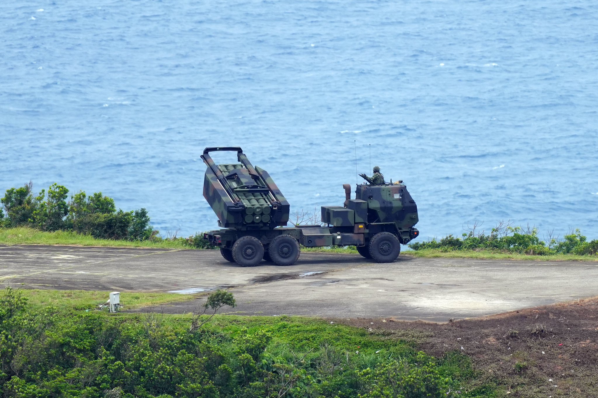 Taiwan ativa primeira unidade com lançadores HIMARS